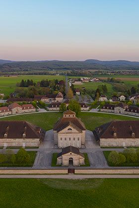 Vue aérienne Saline royale d'Arc-et-Senans